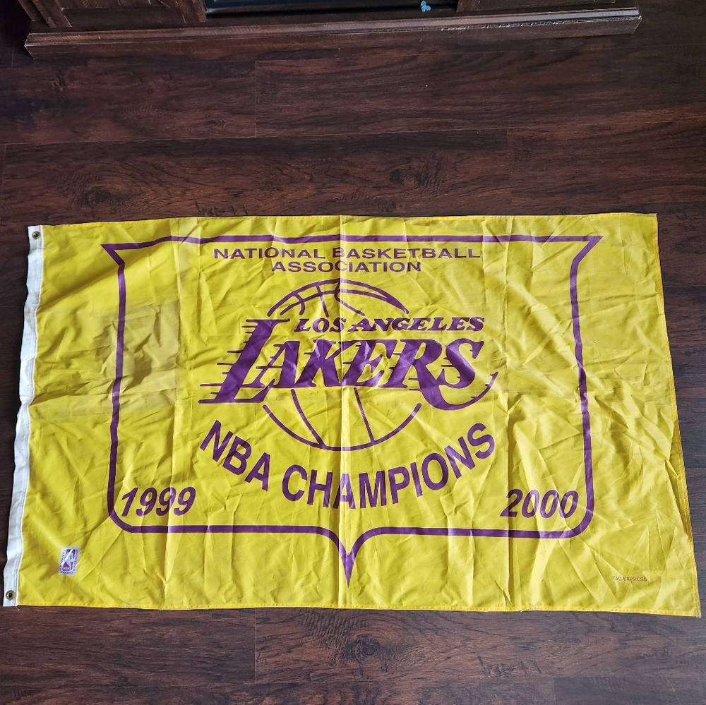 Vintage Los Angeles Lakers 1999-2000 World Champion Flag